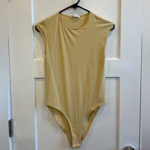 ZARA Butter Yellow Sleeveless Bodysuit Stretchy Latge